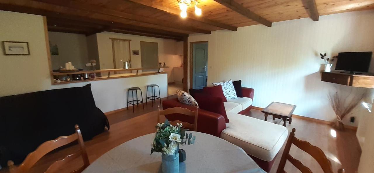 L' Appartement Du Camping Hautoreille 巴涅斯 外观 照片